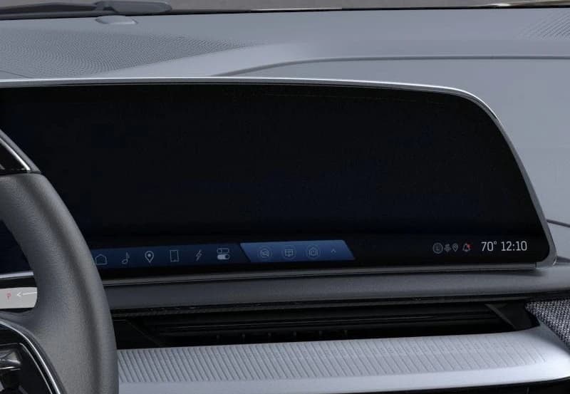 Cadillac OPTIQ Sport 4dr 2027 — side view