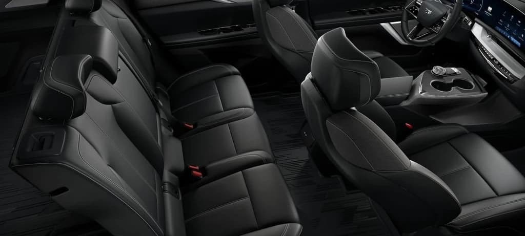 Cadillac OPTIQ Sport 4dr 2027 — side view
