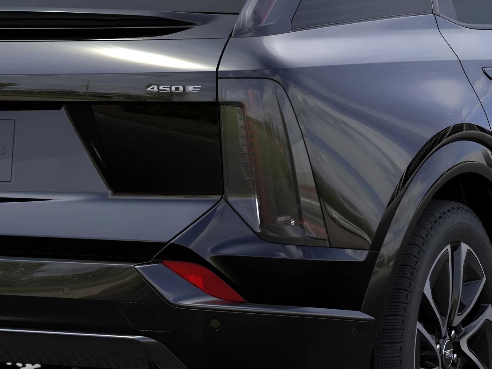 Cadillac OPTIQ Sport 4dr w/1SF 2026 — side view