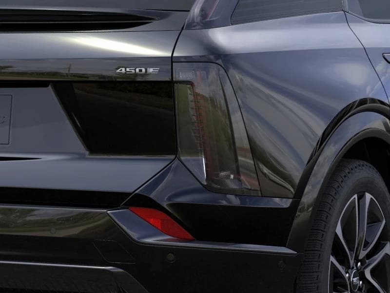 Cadillac OPTIQ Sport 4dr w/1SF 2026 — side view