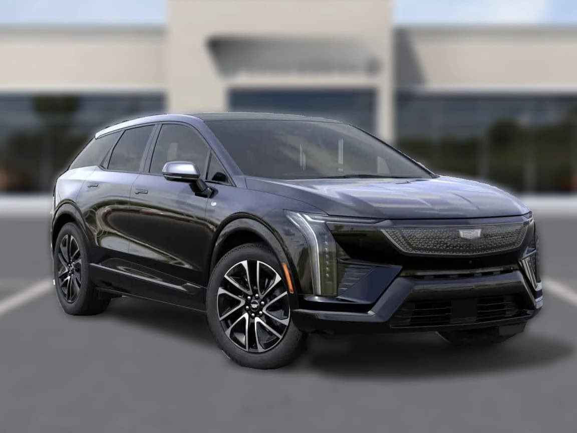 Cadillac OPTIQ Sport 4dr 2027 — side view