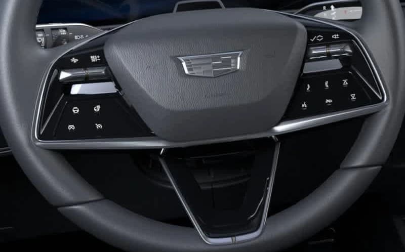 Cadillac OPTIQ Sport 4dr 2027 — side view