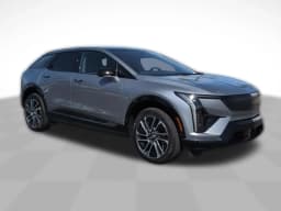 Cadillac OPTIQ Sport 4dr 2027 — side view