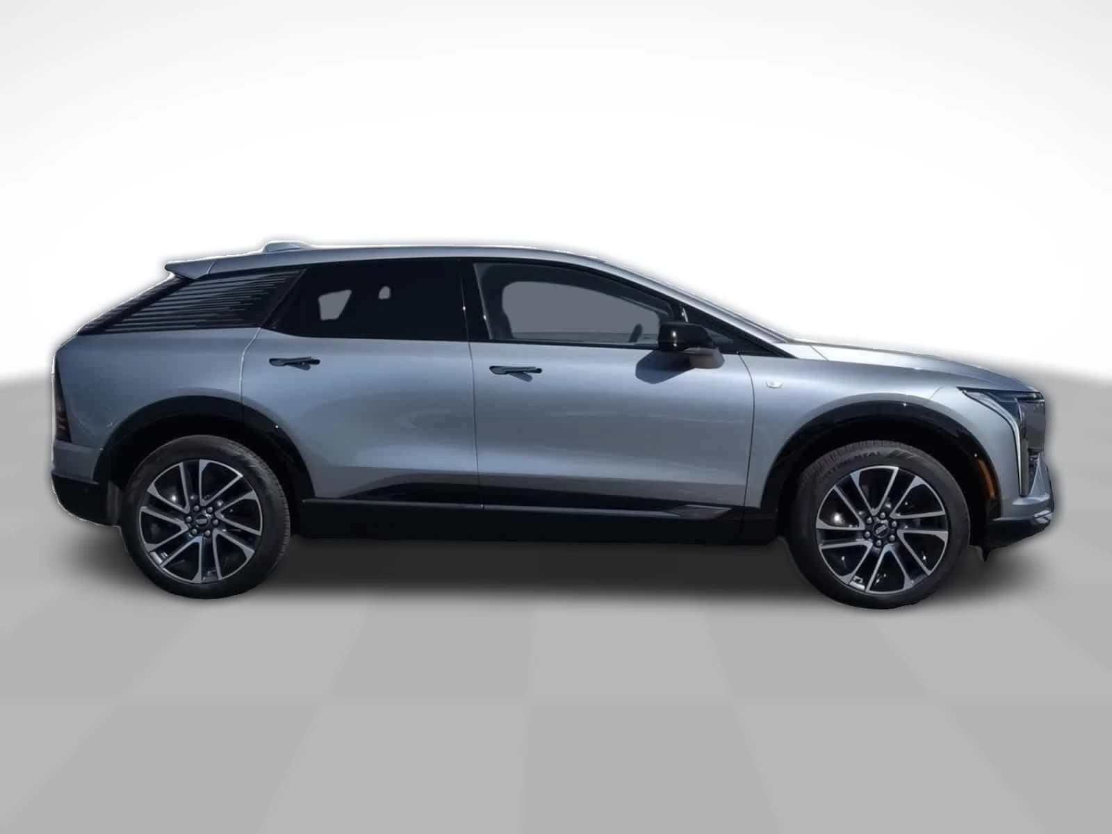 Cadillac OPTIQ Sport 4dr 2027 — side view