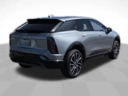 Cadillac OPTIQ Sport 4dr 2027 — side view