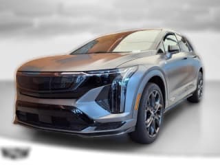 Cadillac OPTIQ OPTIQ-V 4dr