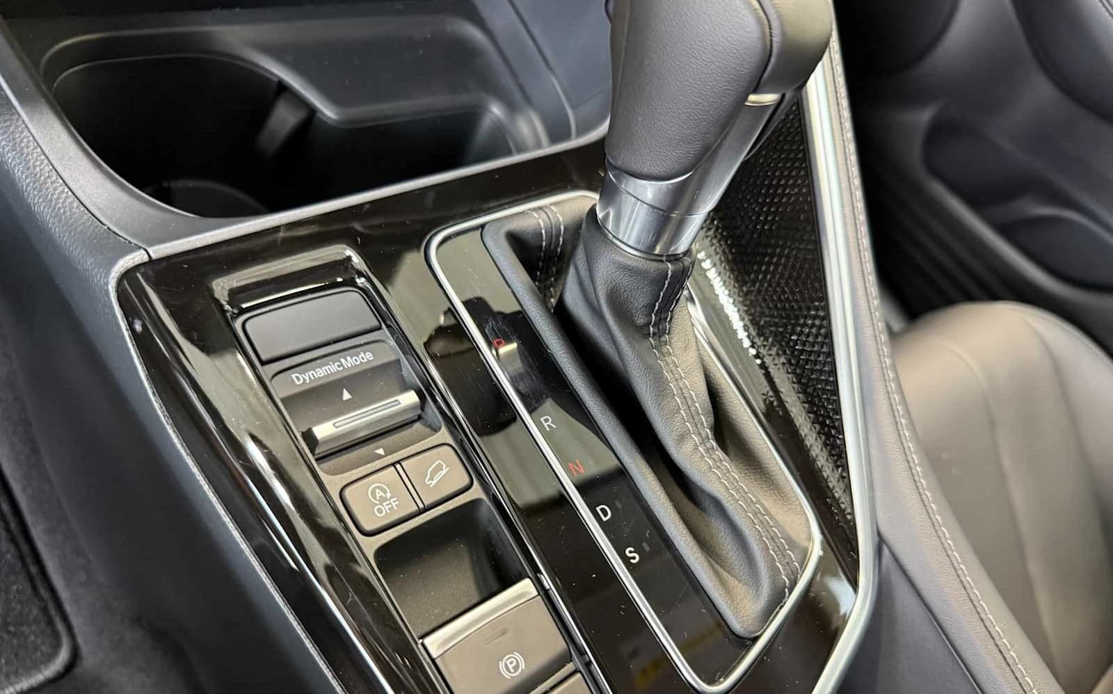 Acura ADX Base FWD 2026 — side view
