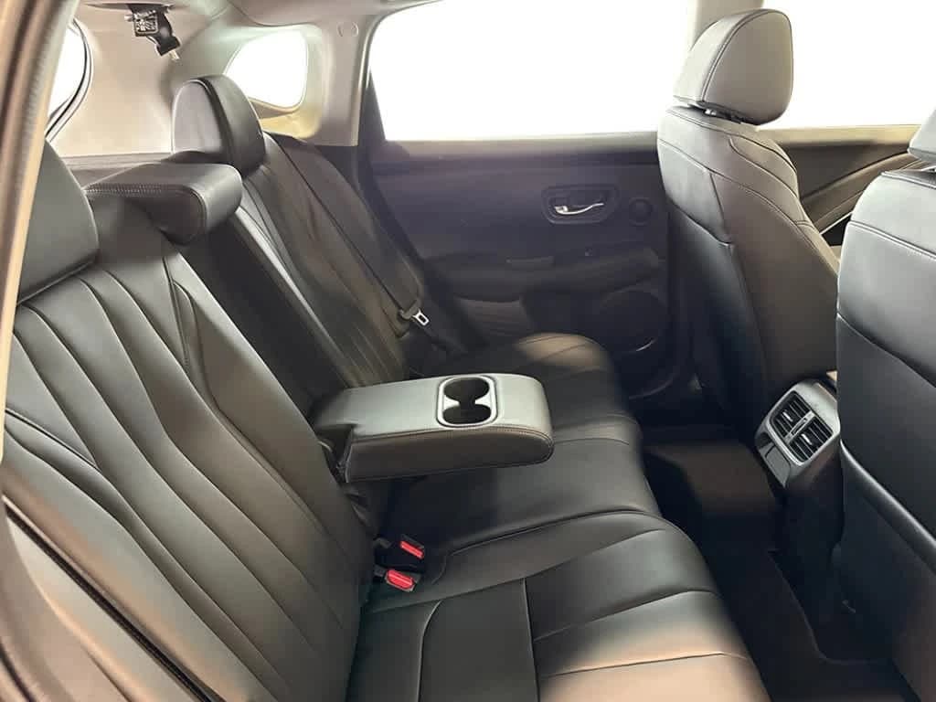 Acura ADX Base FWD 2026 — side view