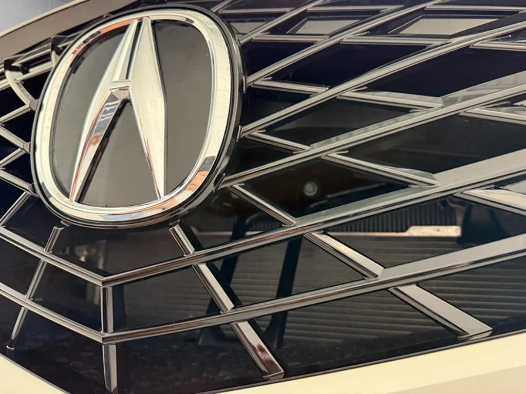 Acura ADX Base AWD 2026 — side view