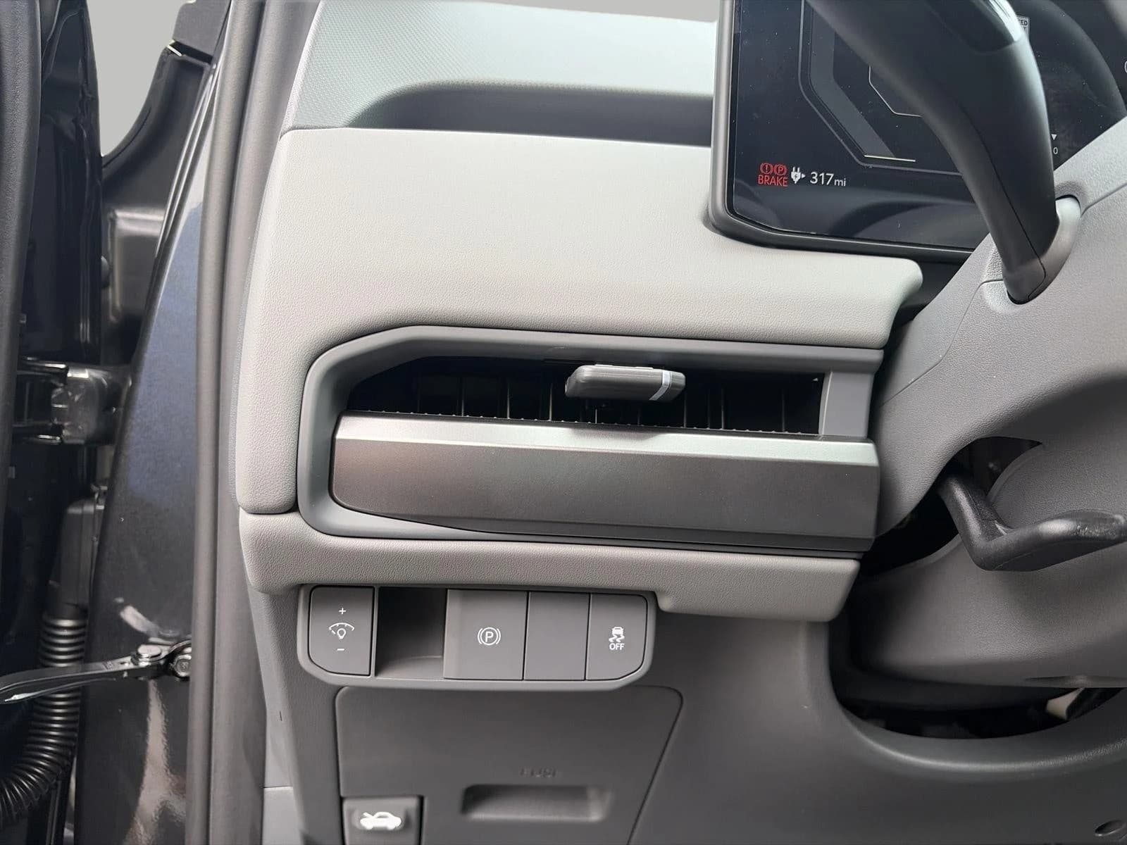 Kia EV3 Wind FWD 2027 — side view