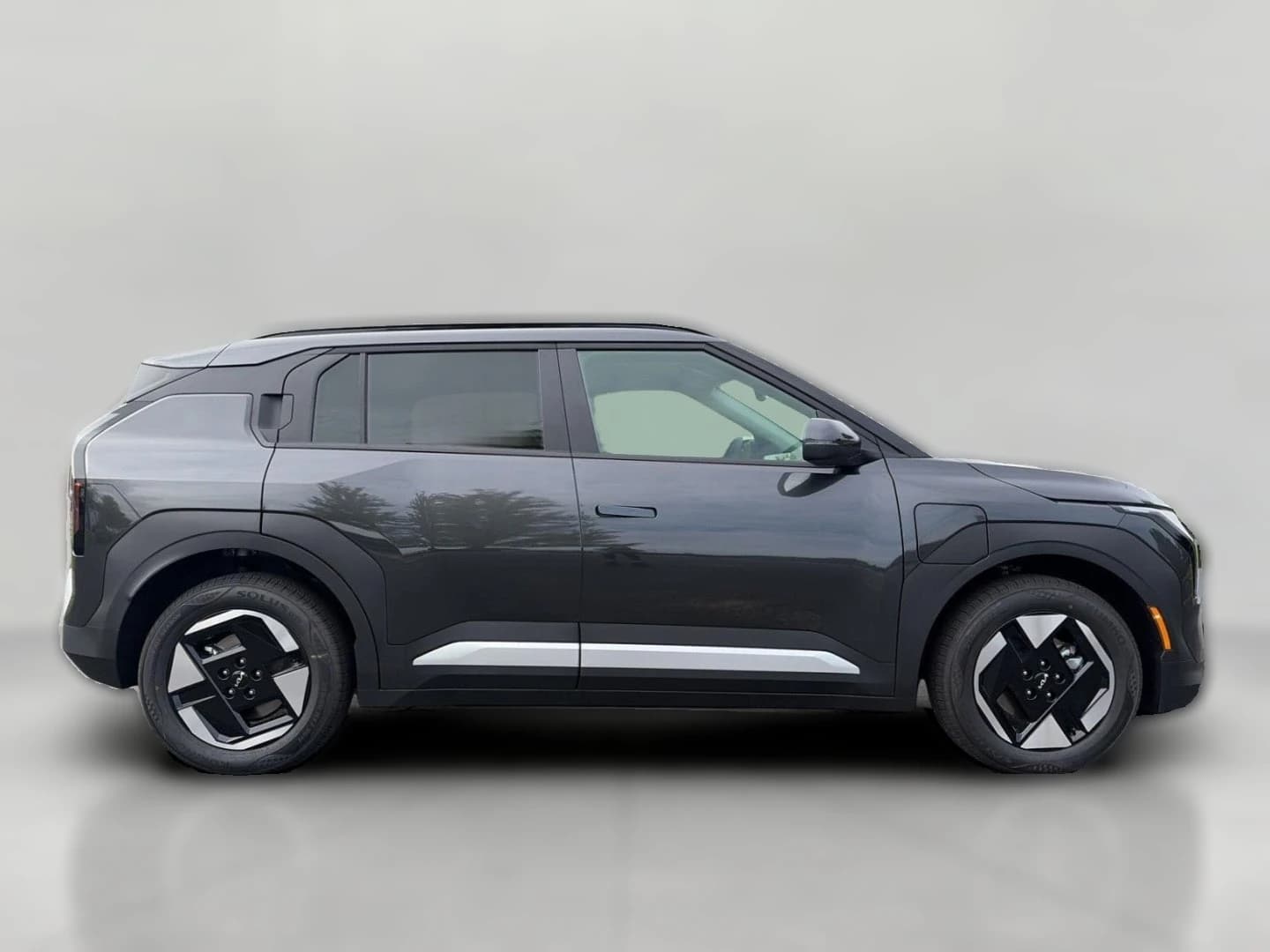 Kia EV3 Wind FWD 2027 — side view