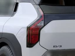 Kia EV3 Wind AWD 2027 — side view