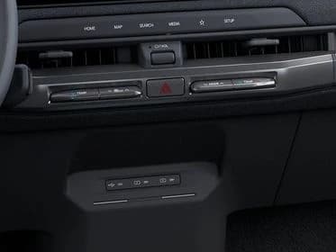 Kia EV3 Wind AWD 2027 — side view