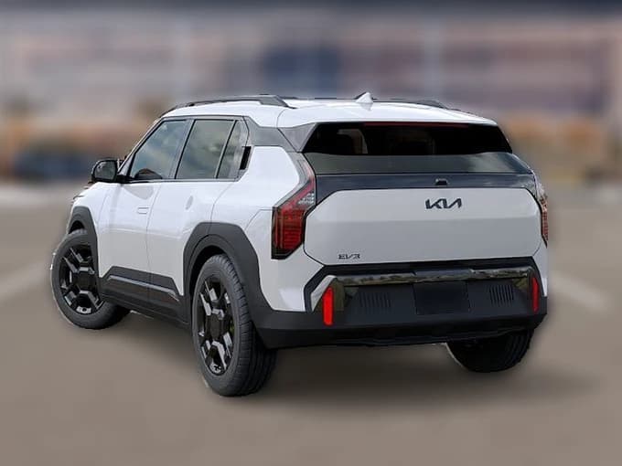 Kia EV3 Wind AWD 2027 — side view