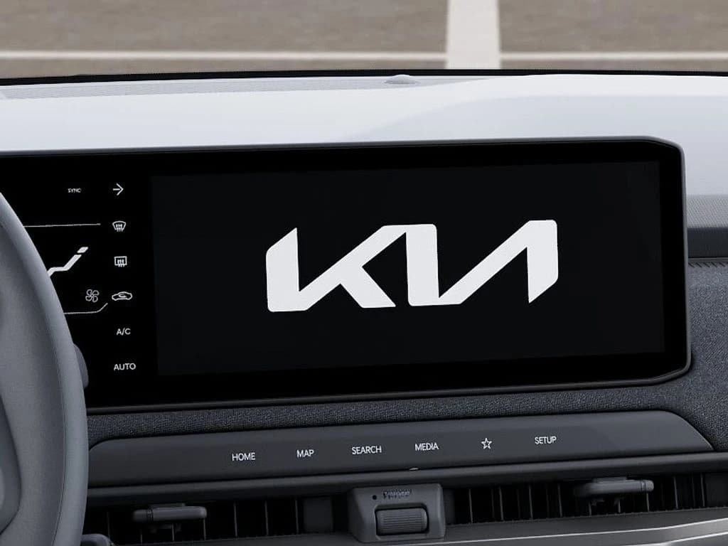 Kia EV3 Wind AWD 2027 — side view