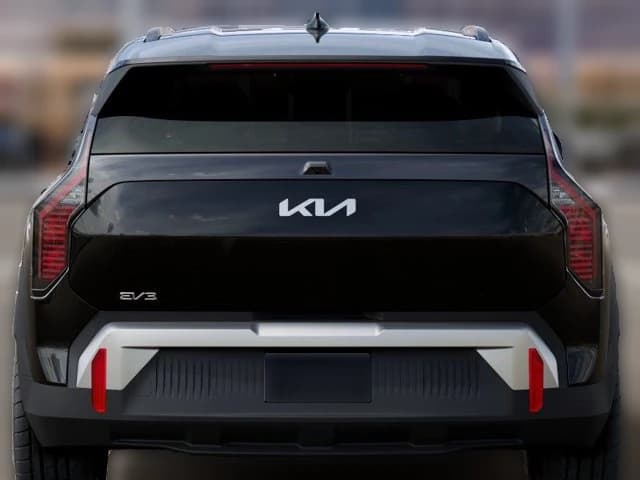 Kia EV3 Wind AWD 2027 — side view