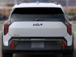 Kia EV3 Wind AWD 2027 — side view