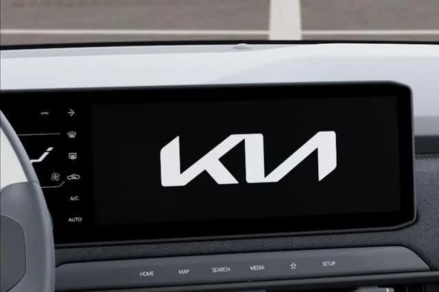 Kia EV3 GT-Line AWD 2027 — side view