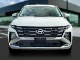 Hyundai Tucson SE FWD 2025 — side view