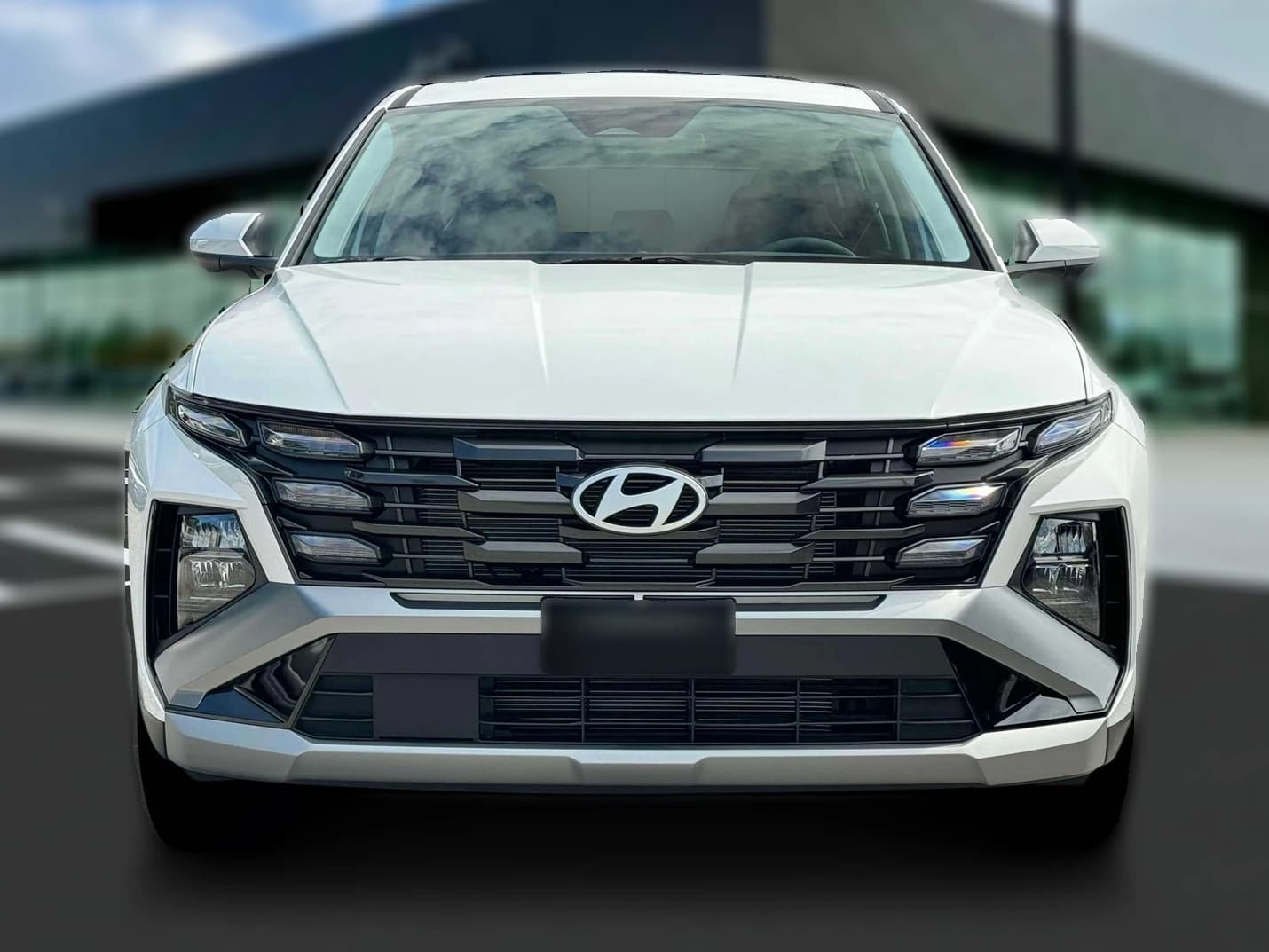 Hyundai Tucson SE FWD 2025 — side view