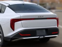 Kia K4 LXS Sedan 2026 — side view