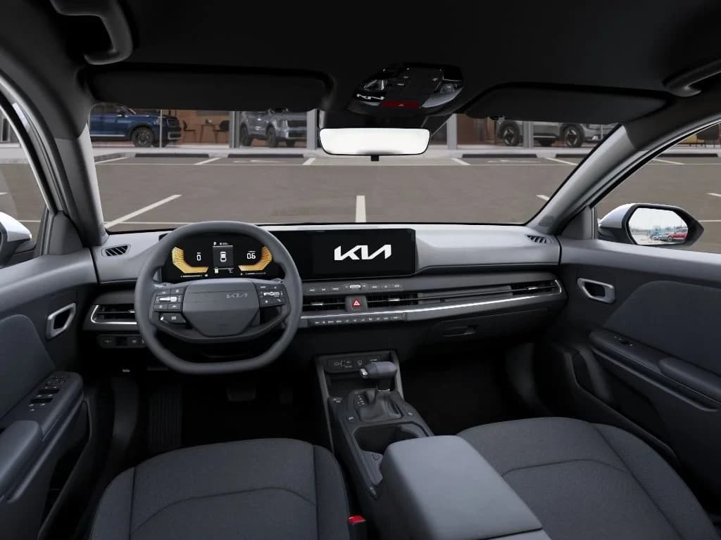Kia K4 LXS Sedan 2026 — side view