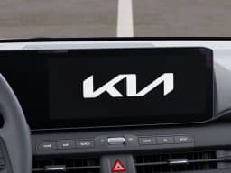 Kia K4 LXS Sedan 2026 — side view