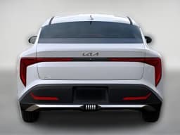 Kia K4 LXS Sedan 2026 — side view