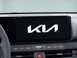 Kia K4 LXS Sedan 2026 — side view