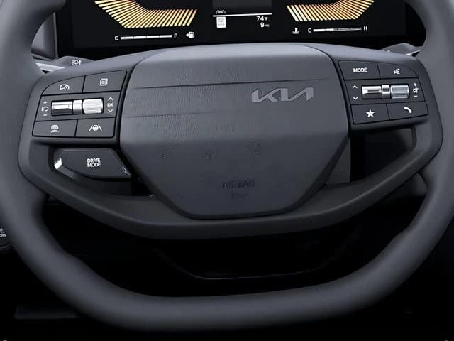 Kia K4 LXS Sedan 2026 — side view
