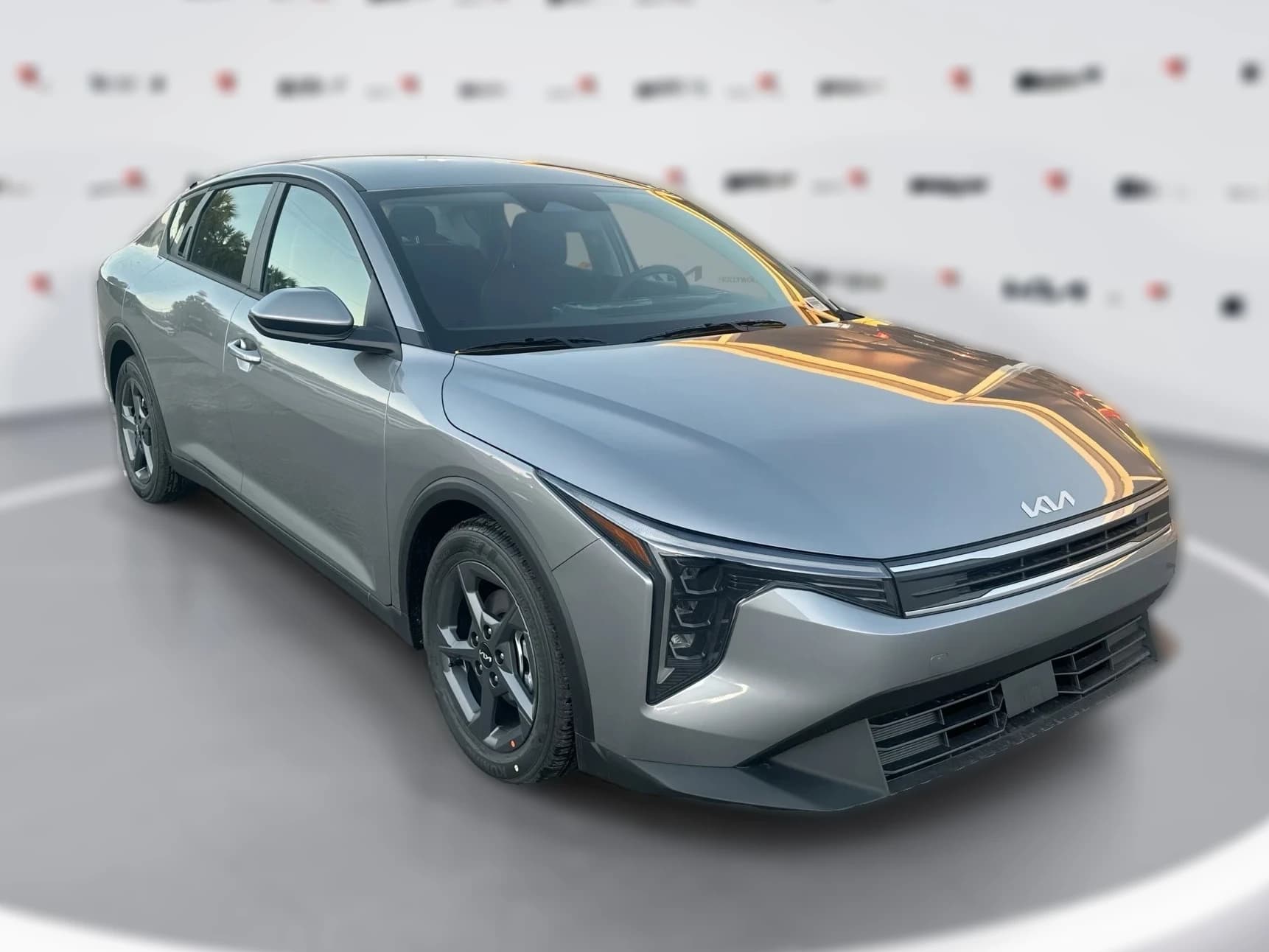 Kia K4 LXS Sedan 2026 — side view