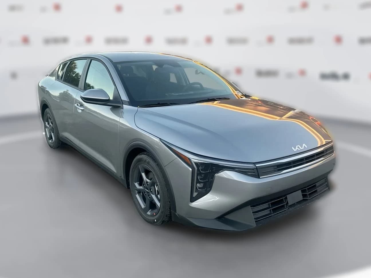 Kia K4 LXS Sedan 2026 — side view