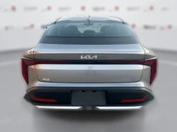 Kia K4 LXS Sedan 2026 — side view