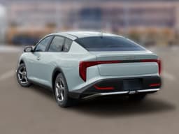 Kia K4 LXS Sedan 2026 — side view