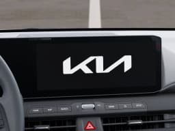 Kia K4 LXS Sedan 2026 — side view