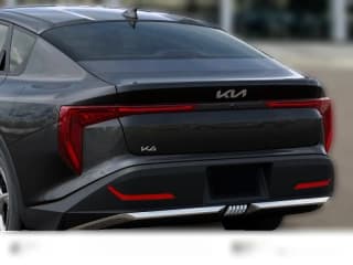 Kia K4 LXS Sedan