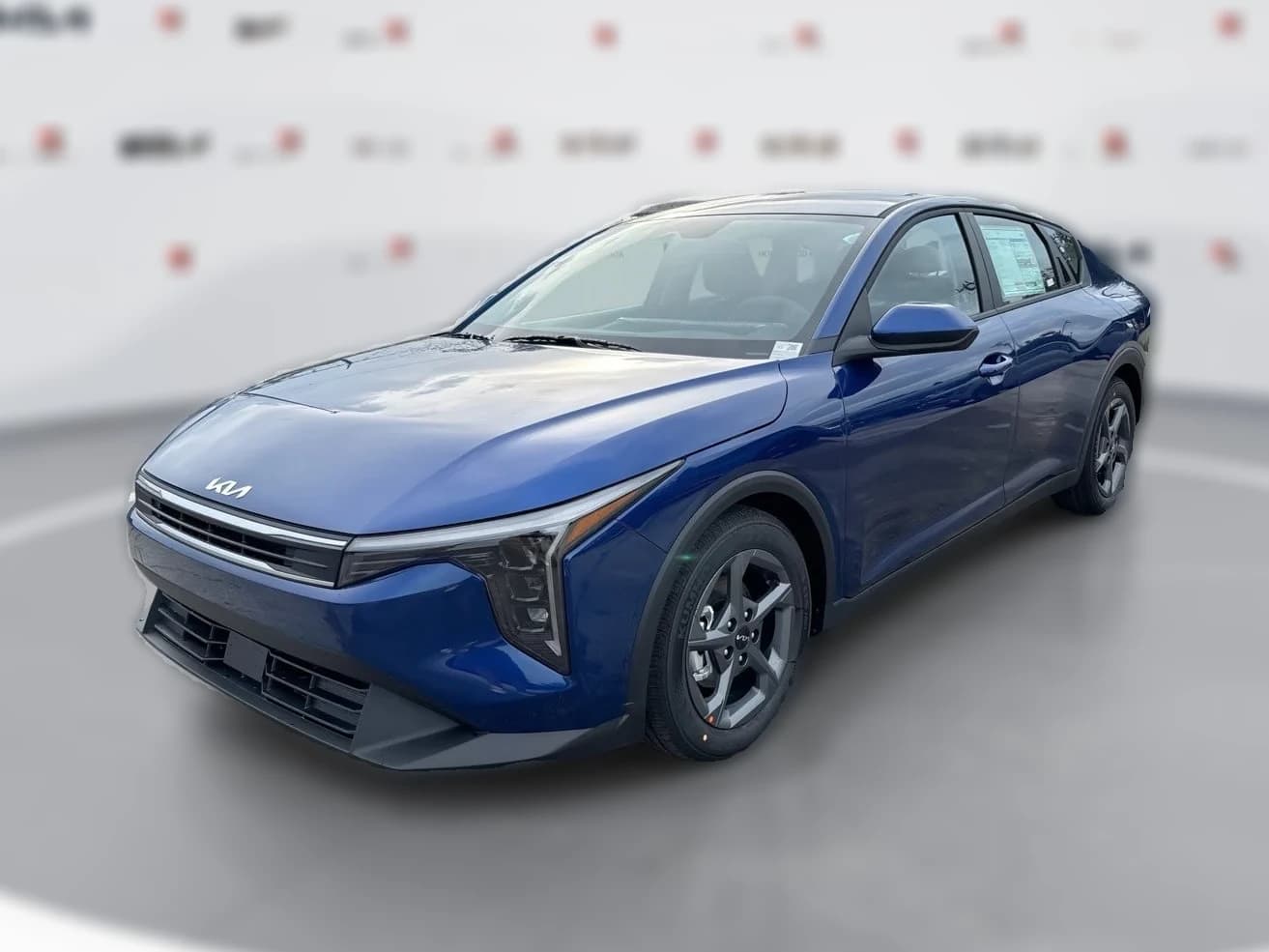 Kia K4 LXS Sedan 2026 — side view