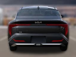 Kia K4 LXS Sedan 2026 — side view