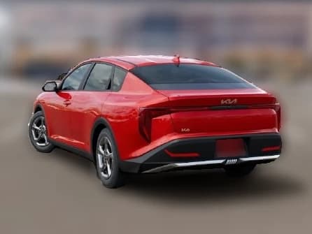 Kia K4 LXS Sedan 2026 — side view