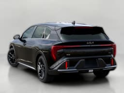 Kia K4 Hatchback GT-Line Turbo FWD 2026 — side view