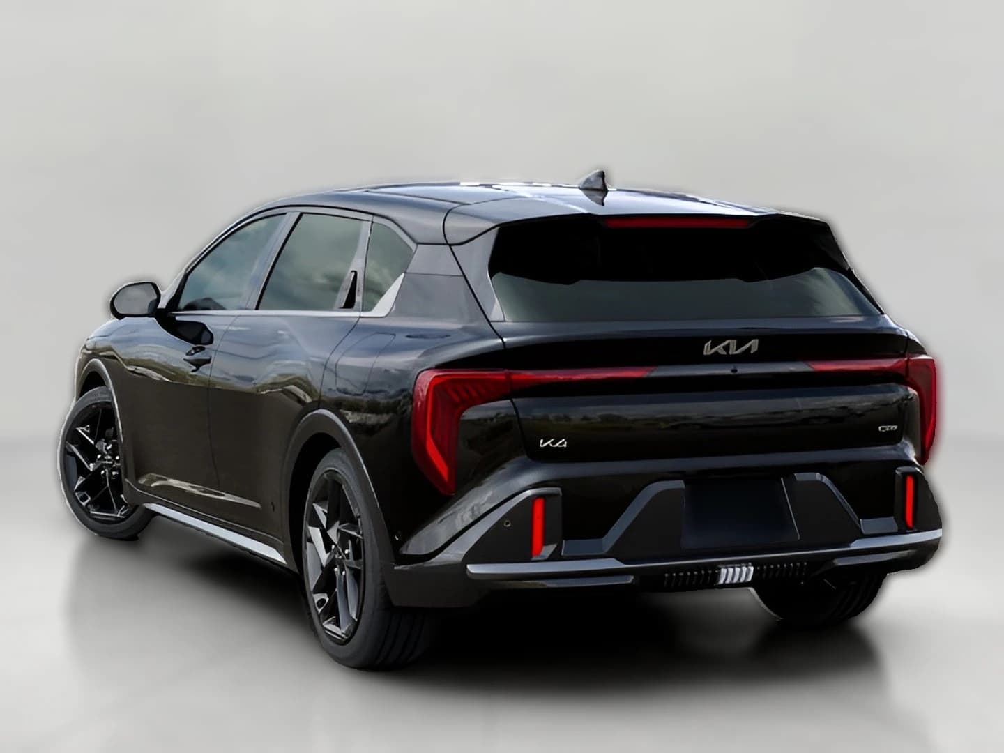 Kia K4 Hatchback GT-Line Turbo FWD 2026 — side view