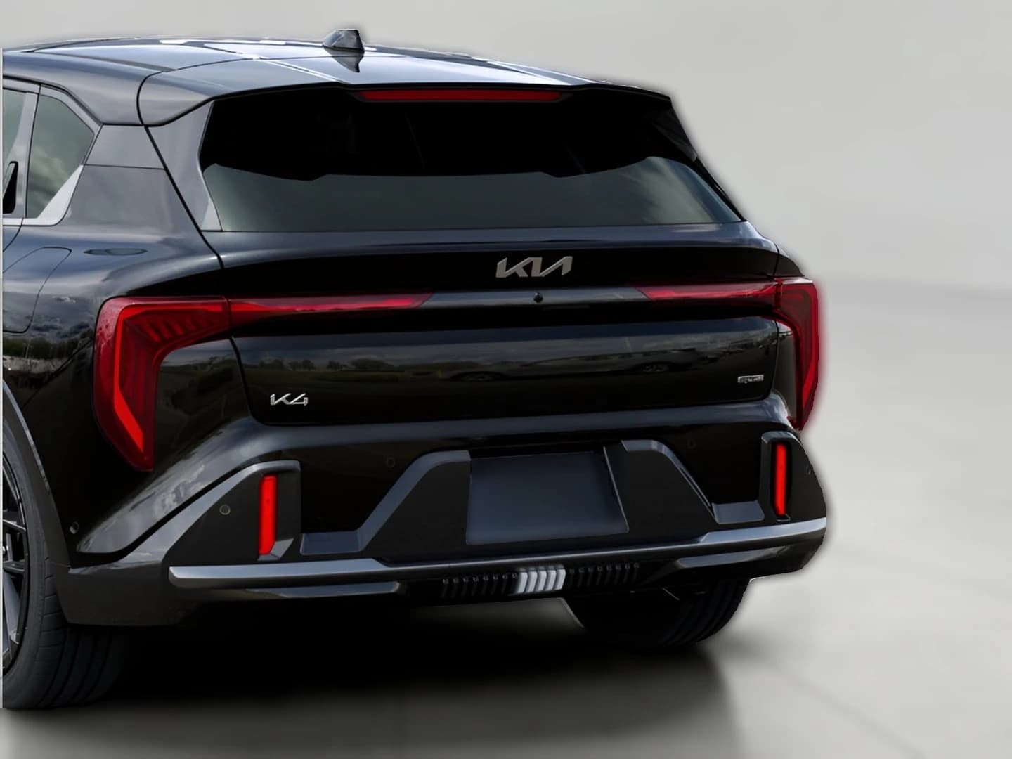 Kia K4 Hatchback GT-Line Turbo FWD 2026 — side view