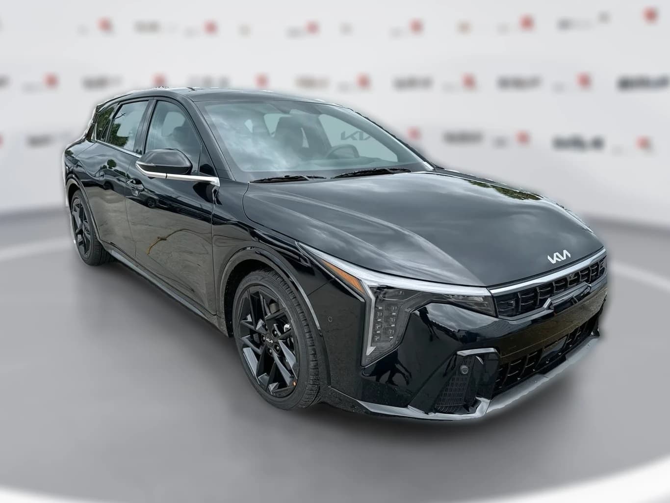 Kia K4 Hatchback GT-Line Turbo FWD 2026 — side view