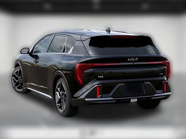 Kia K4 Hatchback GT-Line FWD 2026 — side view