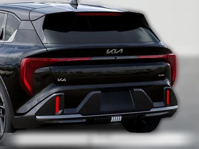 Kia K4 Hatchback GT-Line FWD 2026 — side view