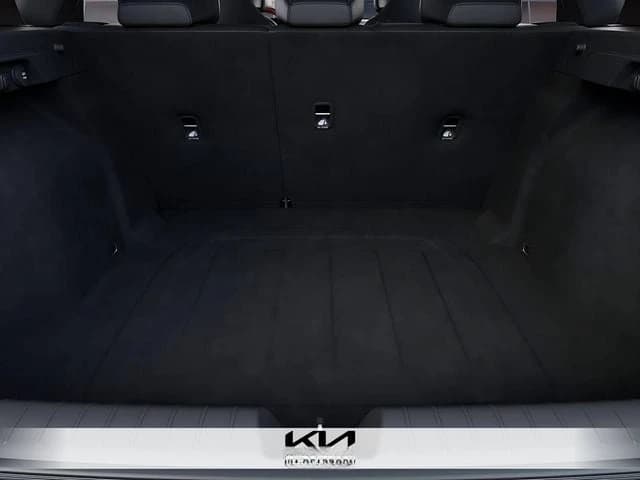 Kia K4 Hatchback GT-Line FWD 2026 — side view