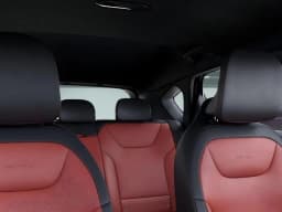 Kia K4 Hatchback GT-Line FWD 2026 — side view