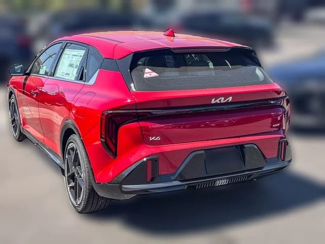 Kia K4 Hatchback GT-Line FWD 2026 — side view