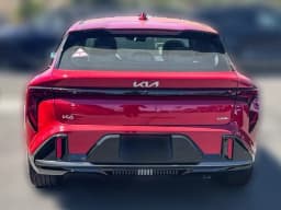 Kia K4 Hatchback GT-Line FWD 2026 — side view