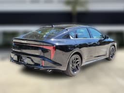 Kia K4 GT-Line Turbo Sedan 2026 — side view